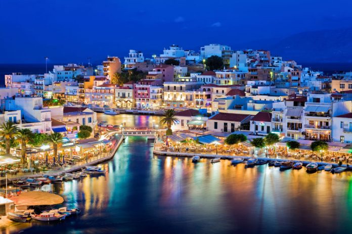 Πρώτη σε προτίμηση η Κρήτη για τους Βρετανούς τουρίστες