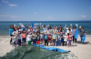 «Καθαρίστε τη Μεσόγειο»: Εθελοντική προσπάθεια καθαρισμού ακτών–βυθού στη Σκιάθο