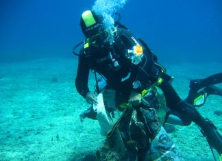 «Καθαρίστε τη Μεσόγειο»: Εθελοντική προσπάθεια καθαρισμού ακτών–βυθού