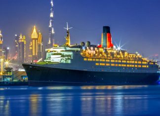 Ξενοδοχείο έγινε το κρουαζιερόπλοιο Queen Elizabeth II