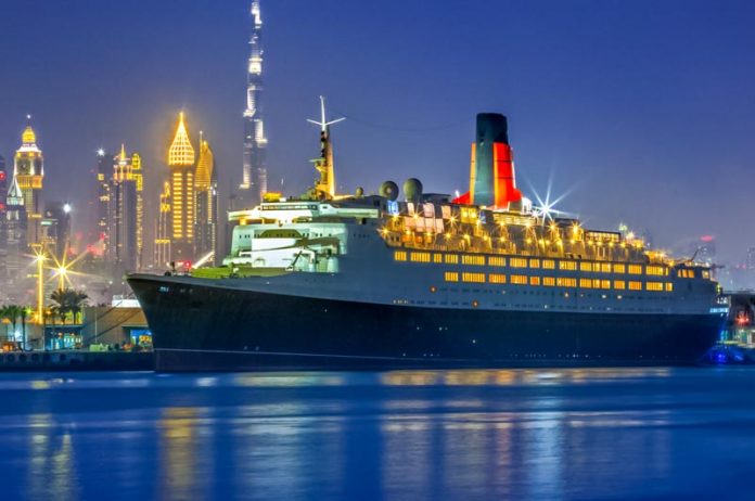 Ξενοδοχείο έγινε το κρουαζιερόπλοιο Queen Elizabeth II