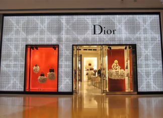 Ο Οίκος Dior παρουσιάζει τη νέα του συλλογή στη Μύκονο