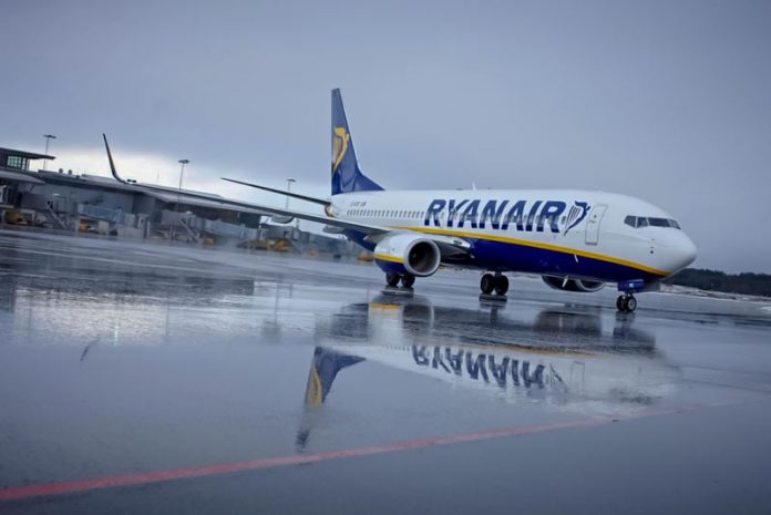 H Ryanair ενώνει Κέρκυρα - Λονδίνο
