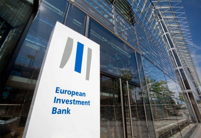 Η Ευρωπαϊκή Τράπεζα Επενδύσεων προσφέρει οικονομική βοήθεια στην Ελλάδα