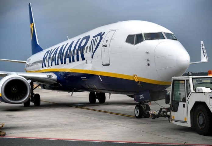 Η Ryanair βάζει τέλος στη δωρεάν χειραποσκευή 10 κιλών