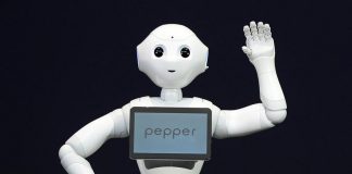 Η TUI έχει ανθρωποειδές ρομπότ στις υπηρεσίες της